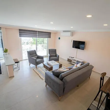 דירה Amazing Duplex With Fascinating View And Shared Pool In Gocek