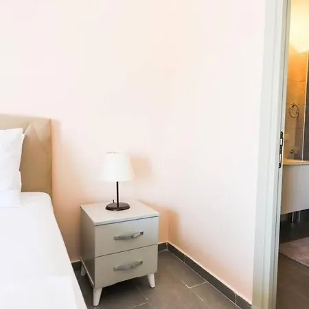 Amazing Duplex With Fascinating View And Shared Pool In Gocek Apartamento