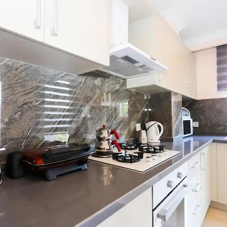 Amazing Duplex With Fascinating View And Shared Pool In Gocek Apartment *